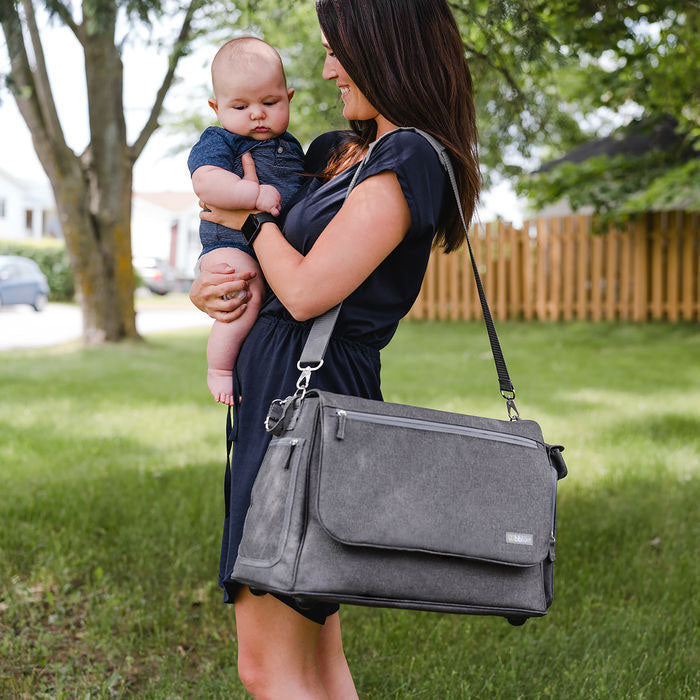 Bbluv - Ultra Complete Diaper Bag